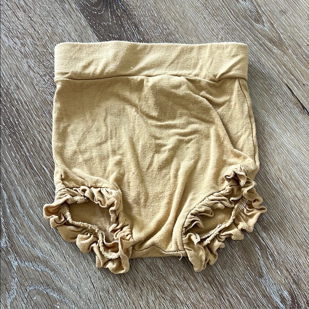 Kids Tan Ruffle Bottoms